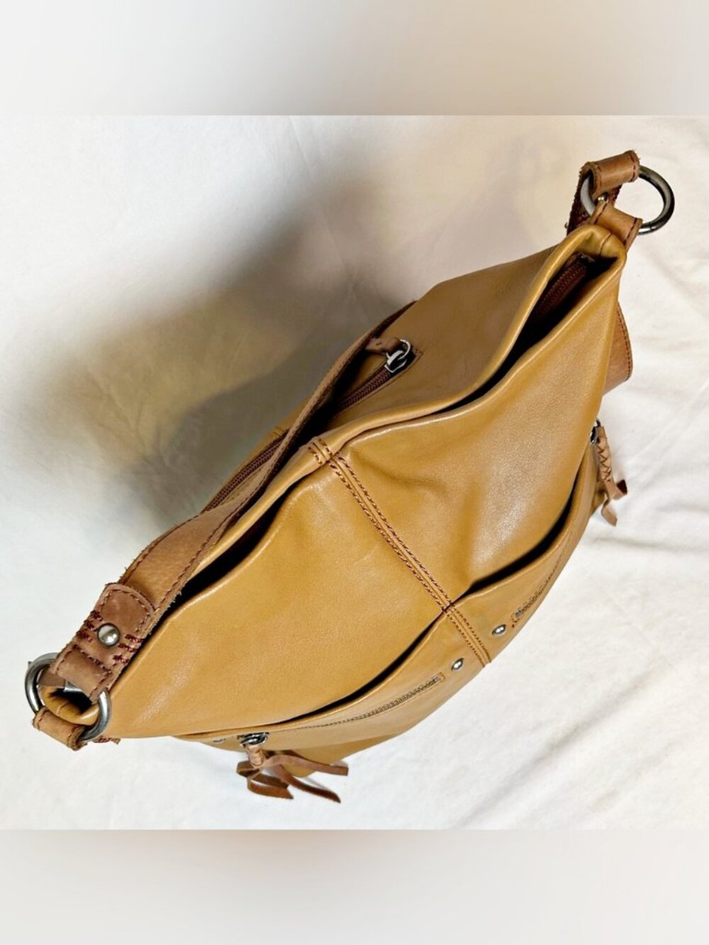 The Sak Ashland Camel Brown Leather Fringe Boho Western Bucket Shoulder Bag - Picture 4 of 7